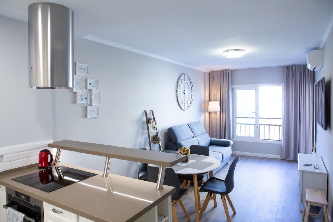 Beachfront Apartment In Fuengirola New Eksteriør billede
