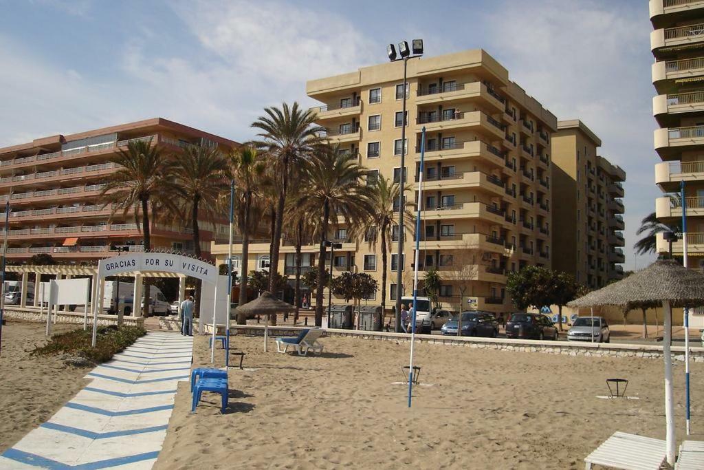 Beachfront Apartment In Fuengirola New Eksteriør billede