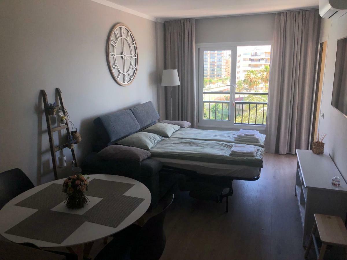 Beachfront Apartment In Fuengirola New Eksteriør billede